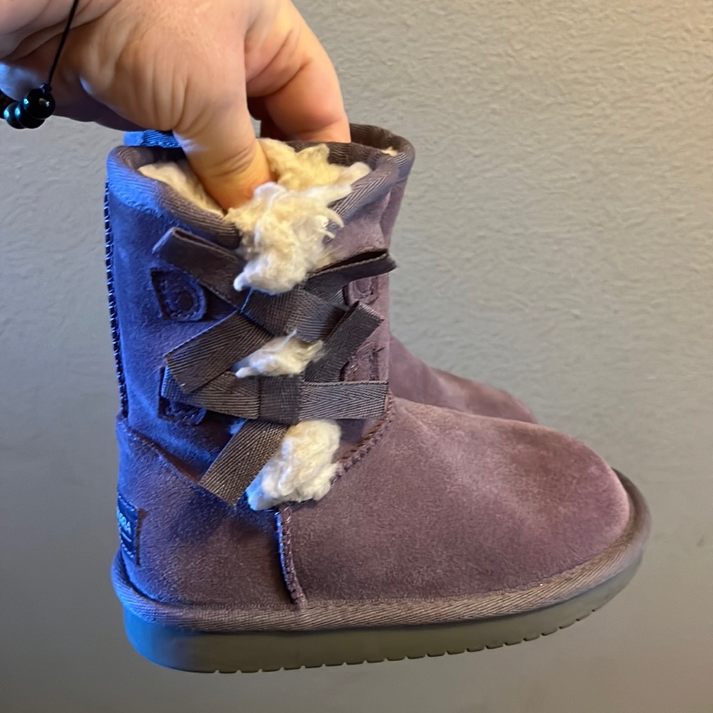 Purple koala bear UGGs excellent condition size 9 toddler
